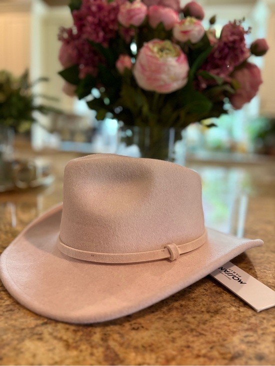 Free People / Moussant Paris Accessories - Free people /Mossant Paris Cream Blush Cowboy Felt Hat size Medium